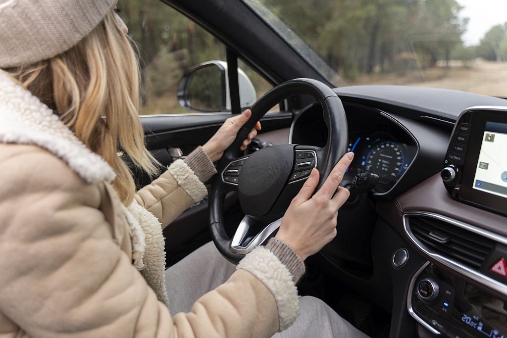 Fahrwerk und Lenkung im Winter – Verschleiß und Schäden erkennen